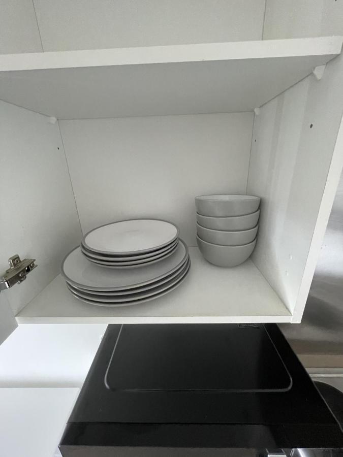 Modern 2-Bed Apartment In The Heart Of Salford Quays Buitenkant foto